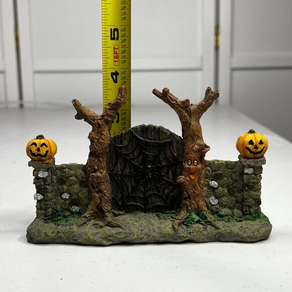 Halloween Spooky Gate With Pumpkin Lanterns & Tree Spirits Resin Figurine - Picture 6 of 8